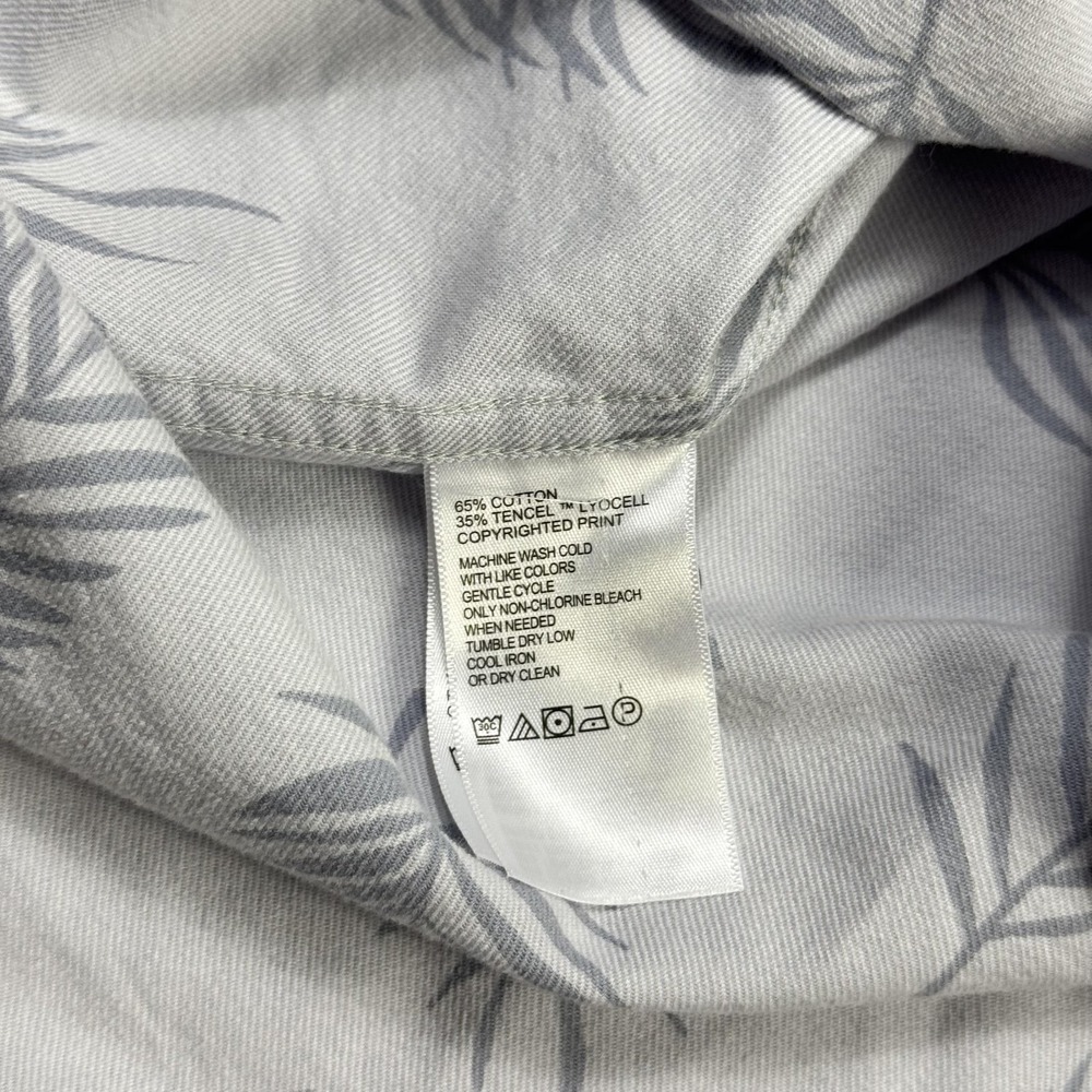 Tommy Bahama Canyon Beach Flannel Shirt Mens XL Gray Stripe Palm Button Front - Picture 9 of 12